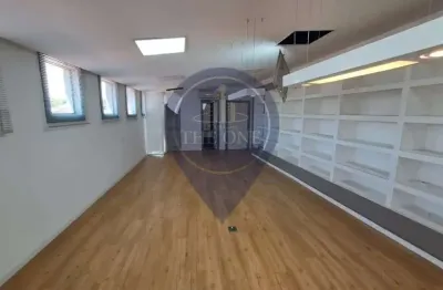 Casa comercial com 377m², 4 vagas localizado no bairro sumaré, são paulo-sp!