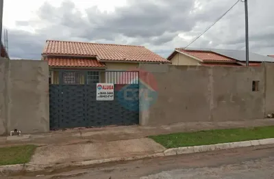 EXCELENTE CASA RESIDENCIAL LOCALIZADO NO RESIDENCIAL BOM JESUS. codigo: 278938