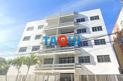 Apartamento à venda a 150m da praia do forte, bairro algodoal, cabo frio - rj
