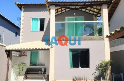 Belíssima casa duplex à venda no bairro palmeiras, cabo frio - rj