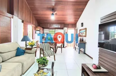 Casa com 2 quartos, sendo 2 suítes, à venda no bairro palmeiras, cabo frio - rj