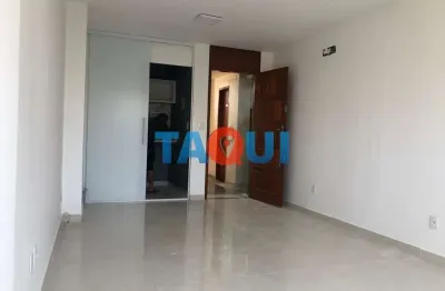 Sala comercial à venda próximo ao centro, passagem, cabo frio - rj