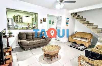 Casa duplex à venda com 3 quartos, sendo 1 suíte, Parque Riviera, CABO FRIO - RJ