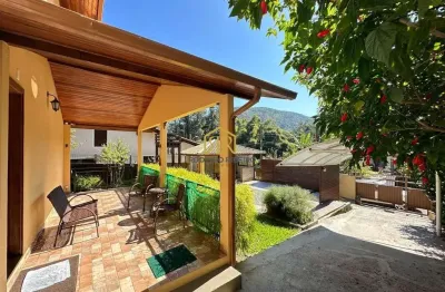Casa com 2 quartos à venda na rua antônio fabriciano queiroz, --, sambaqui, florianópolis por r$ 1.465.000