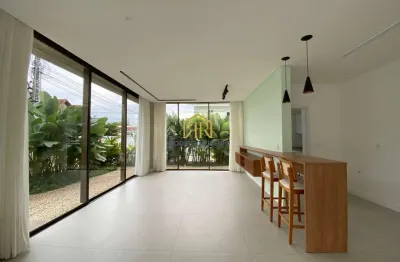 Casa com 3 quartos à venda na rua do babaçú, --, itacorubi, florianópolis por r$ 1.950.000