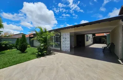 Casa para Venda em Londrina, CHAMPAGNAT, 3 dormitórios, 1 suíte, 4 banheiros, 4 vagas