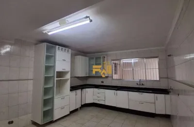 Alugo ou vendo sobrado, em frente a futura estação da vila formosa