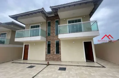 Casa com 2 quartos à venda na Rua dos Cravos, Itaipuaçú, Maricá