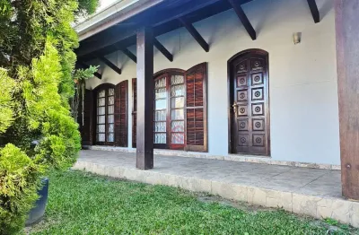 Imperdível oportunidade: casa à venda em curitiba-pr, são braz! 3 quartos, 2 salas, 2 banheiros, 3 vagas de garagem. 173,90 m².