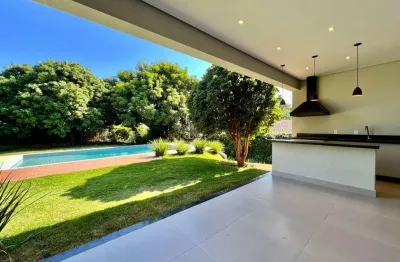 Imóvel novo com piscina em colinas do mosteiro de itaici - pronto para morar