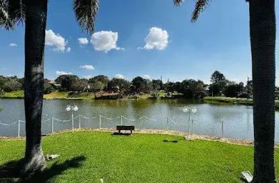 Imóvel de luxo em colinas do mosteiro de itaici, indaiatuba - casa com piscina aquecida, mezanino e área de serviço - confira!