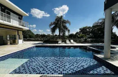 Casa em condomínio alto padrão em indaiatuba, colinas do mosteiro de itaici frente ao lago com academia privativa - venda e aluguel