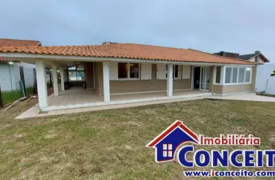 C747 - excelente residência com vista para o mar no balneário nordeste