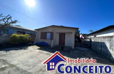 C1100 - residência em localização privilegiada no centro de imbé/rs