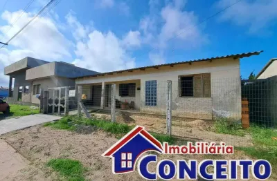 C869 - residência em ótima localização no balneário presidente
