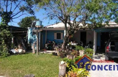 C53 - Ótima residência em excelente localização em Mariluz Norte