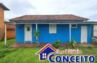 C185 - imóvel em ótima localização composto de 03 dormitórios a 200m do mar