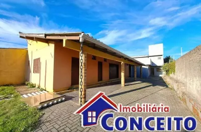 C339 - ótimo imóvel com 02 kitnets localizado a 50m do mar em mariluz