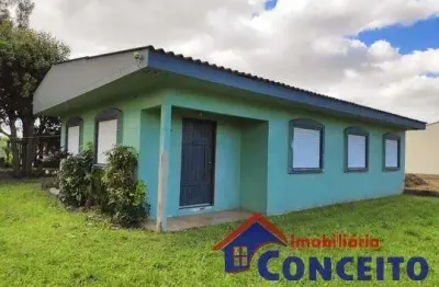 C282 - excelente residência de esquina a 450 metros do mar