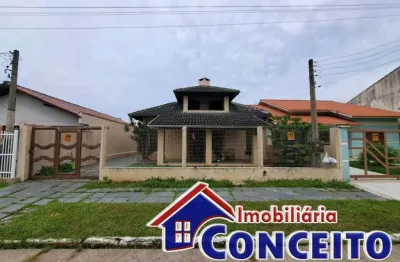 C424 - excelente residência localizada no balneário albatroz