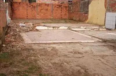 T173 - terreno medindo 190m² localizado em região de moradores