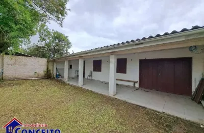 C136 - residência composta de 03 dormitórios em região de moradores