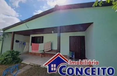 C266 - ótima residência localizada no balneário santa terezinha