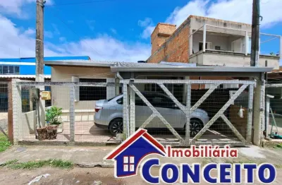 C95 - ótima residência próxima a comércios em geral localizada em imbé