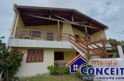 C146 - excelente sobrado composto de 02 apartamentos a 400 metros do mar