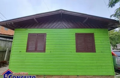 C329 - residência de esquina com 03 dormitórios em região de moradores