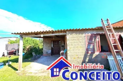 C307 - residência de alvenaria localizada em região de moradores