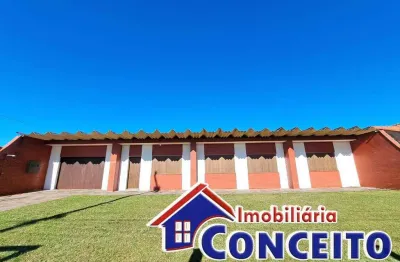 C502 - ótimo imóvel composto de 03 dormitórios a 150 metros do mar