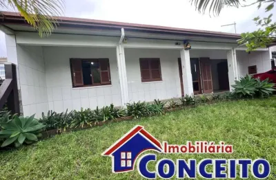 C494 - excelente residência a 350 metros do mar localizada em mariluz