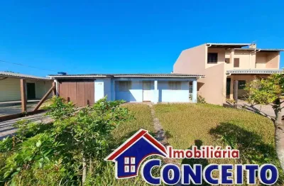 C549 - ótima residência composta de 03 dormitórios no balneário nordeste