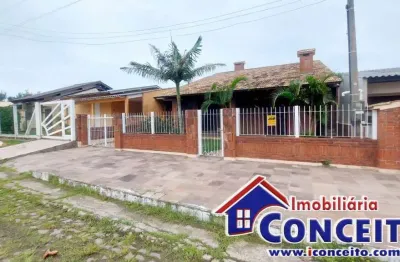 C554 - linda residência localizada próxima ao mar em mariluz