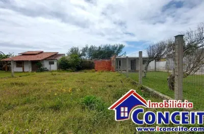 T40 - ótimo lote medindo 300m² a 100 m do mar em excelente localização