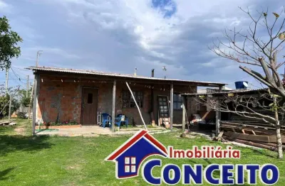 C226 - residência com 3 dormitórios localizada no balneário albatroz