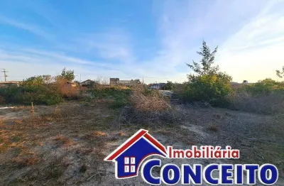 T254 - terreno medindo 300m² localizado em região de moradores