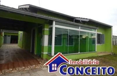 C1014 - linda residência localizada em região de moradores em tramandaí