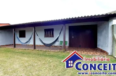 C683 - linda residência próxima do mar localizada no balneário presidente