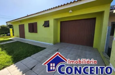 C1070 - excelente residência de esquina no centro de imbé