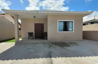 Lindíssima casa à venda no condomínio são tomé - praia seca, araruama.