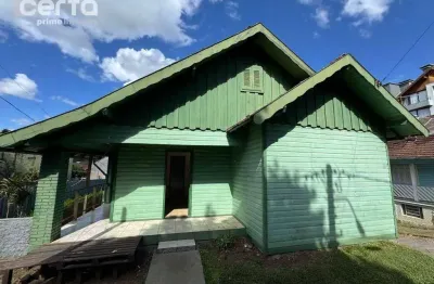 Casa com 4 quartos para alugar no Centro, Canela 