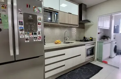 Lindo apartamento de 3 dormitórios no centro de criciúma