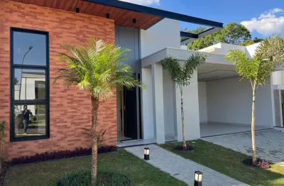 Belíssima casa térrea em condomínio fechado em indaiatuba sp