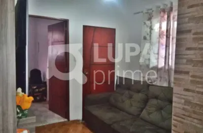 Casa com 3 quartos à venda na Rua Santa Olívia, 53, Jardim Andaraí, São Paulo