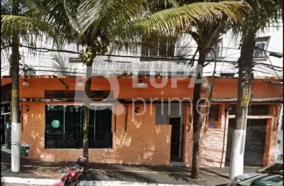 Casa assobradada com 2 quartos para locação, belenzinho, são p