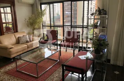 Apartamento com 3 dormitórios de 150m² à venda, em santana