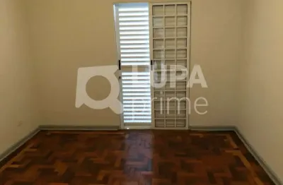 Casa térrea com 3 dormitórios de 150m² à venda, na vila ede
