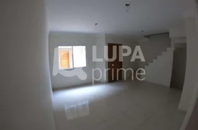 Sobrado em condomínio com 3 dormitórios de 138m² à venda, no tremembé